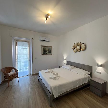 אלגהרו The Crown Rooms מראה חיצוני תמונה